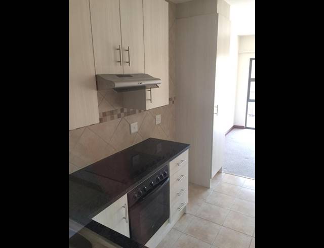 2 BEDROOM APARTMENT FOR SALE IN BRENTWOOD PARK